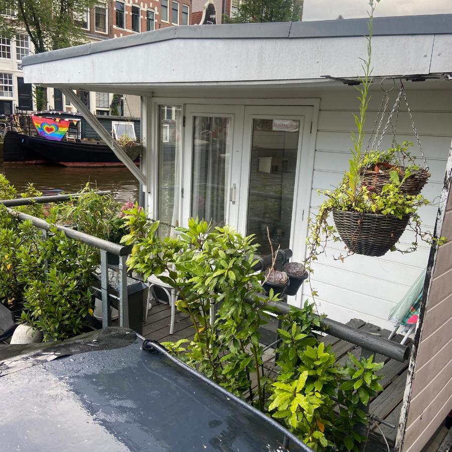 Houseboat Bonnie Alojamento de Acomodação e Pequeno-almoço Amesterdão